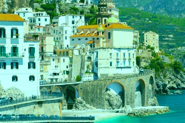 Willow, 28 — Escort in Massimino, Italy