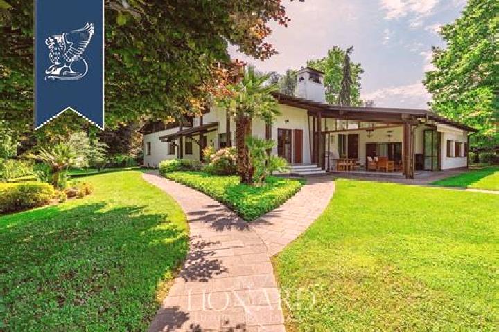 Willow, 29 — Escort in Lesmo, Italy
