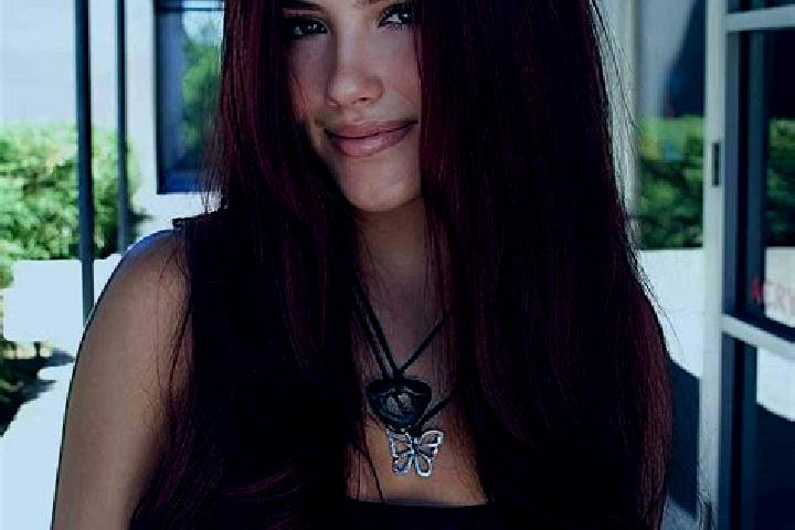 Willow, 33, a auburn dark-eyed european companion based in Palmacia. Offering Massage, Girlfriend Experience, Striptease. Available for incall and outcall, o...