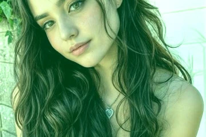 Willow, 33, a auburn hazel-eyed middle eastern companion based in Japaratuba. Offering Couples, Girlfriend Experience, Party Girl, Prostate Massage, Tantra. ...