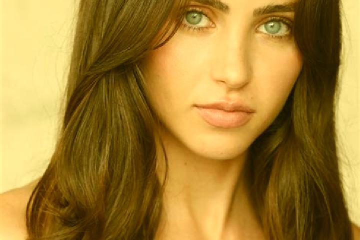 Willow, 33, a blonde brown-eyed caribbean companion based in Bogota. Offering CIM, Striptease, Couples. Available for incall and outcall, day and evening dates.