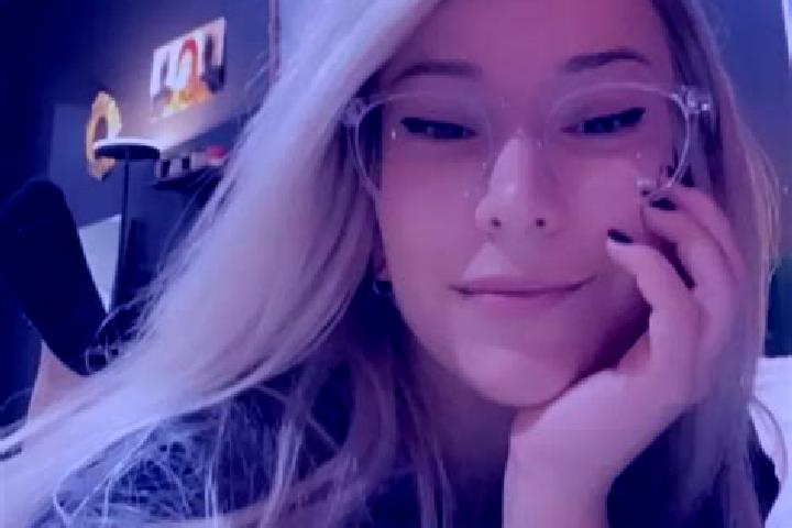 Willow, 34, a blonde brown-eyed mixed companion based in Aura an der Saale. Offering OWO, Overnight, Prostate Massage, Domination. Available for incall and o...