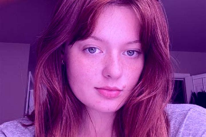 Willow, 34, a red dark-eyed mixed companion based in Juventino Rosas. Offering Domination, A-Level, 69. Available for incall and outcall, day and evening dates.