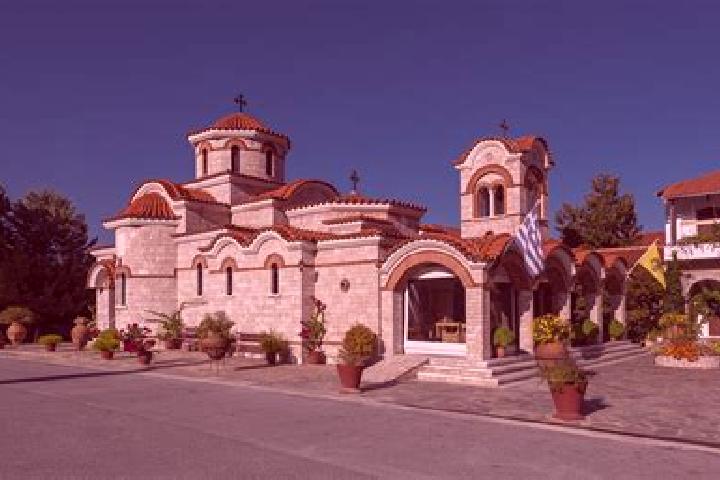 Willow, 34 — Escort in Kato Panagia, Greece
