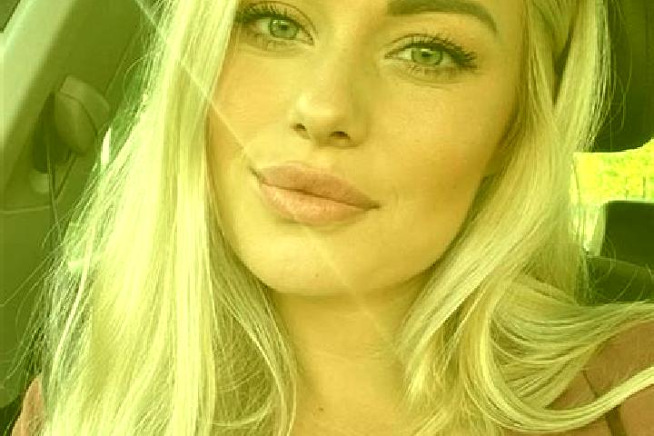Willow, 35, a blonde hazel-eyed caribbean companion based in Bourth. Offering Girlfriend Experience, Deep French Kissing, Massage, Fetish. Available for inca...