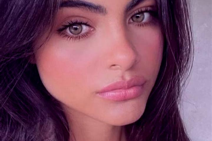 Willow, 36, a black hazel-eyed slavic companion based in Epps. Offering Striptease, CIM, Tantra, Overnight. Available for incall and outcall, overnight booki...