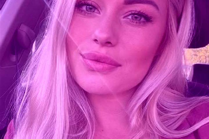 Willow, 36, a blonde hazel-eyed mediterranean companion based in Bruay-la-Buissiere. Offering Striptease, Deep French Kissing, Prostate Massage, A-Level, GFE...