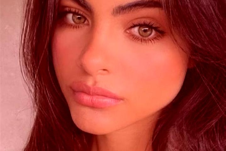 Willow, 36, a chestnut dark-eyed indian companion based in Villanova del Battista. Offering Overnight, GFE, Couples, Erotic Massage. Available for incall and...