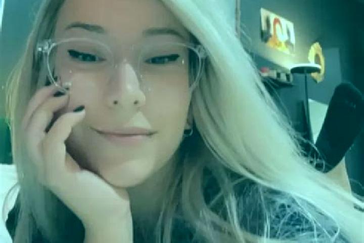 Willow, 37, a blonde amber-eyed indian companion based in Codaruina. Offering OWO, GFE, Girlfriend Experience. Available for incall and outcall, day and even...