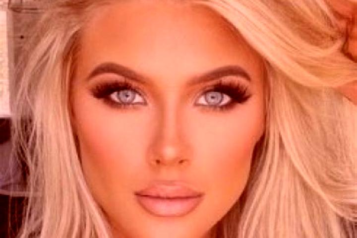 Willow, 37, a platinum blonde grey-eyed mediterranean companion based in Selva. Offering BDSM, 69, Prostate Massage, GFE, Erotic Massage. Available for incal...