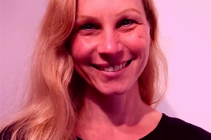 Willow, 38, a blonde brown-eyed indian companion based in Viernheim. Offering Roleplay, Massage, GFE. Available for incall and outcall, day and evening dates.