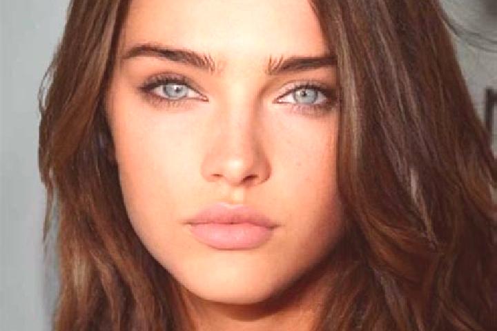 Willow, 38, a brunette blue-eyed indian companion based in Poruba pod Vihorlatom. Offering Roleplay, Travel Companion, Massage. Available for incall and outc...