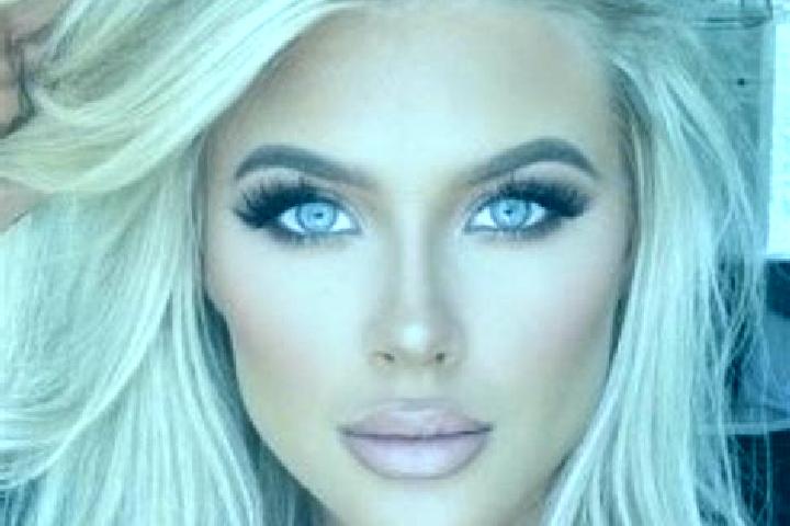 Willow, 38, a platinum blonde amber-eyed indian companion based in Aoulef. Offering Tantra, BDSM, Massage, Duos, Party Girl. Available for incall and outcall...