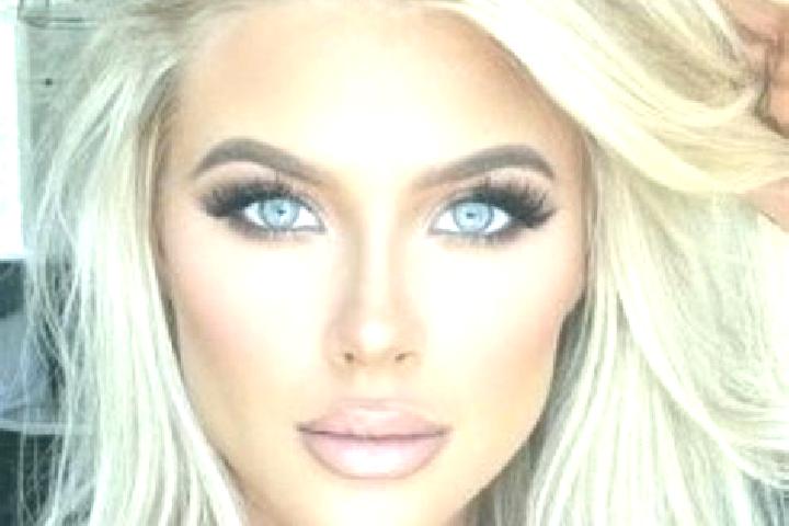 Willow, 38, a platinum blonde brown-eyed slavic companion based in Bata Tengah. Offering 69, Deep French Kissing, Dinner Date, Roleplay. Available for incall...