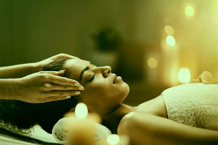 Willow, 38, a red dark-eyed caucasian companion based in Zorleni. Offering Overnight, Massage, A-Level. Available for incall and outcall, overnight bookings ...