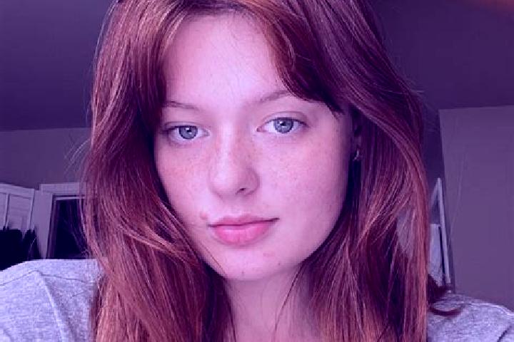 Willow, 38, a red grey-eyed mixed companion based in Colonia 3 de Mayo (La Cruz). Offering Couples, Striptease, Fetish. Available for incall and outcall, ove...