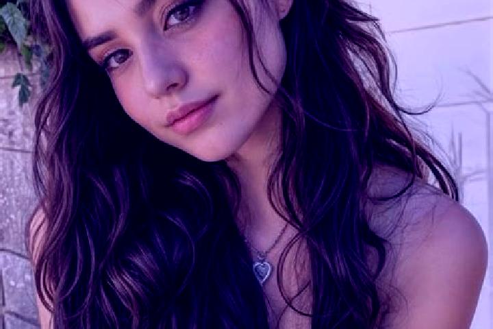 Willow, 39, a black hazel-eyed slavic companion based in Janjaillo. Offering OWO, Dinner Date, GFE. Available for incall and outcall, overnight bookings avai...