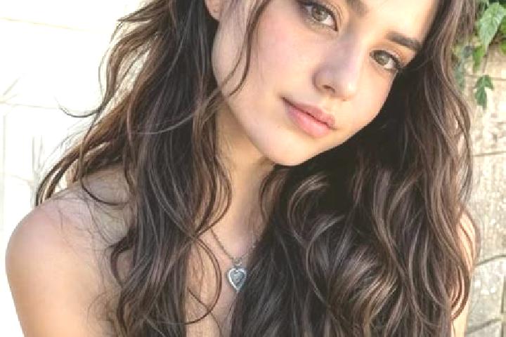 Willow, 39, a brunette amber-eyed caucasian companion based in Fangtan. Offering Party Girl, Overnight, Duos. Available for incall and outcall, overnight boo...
