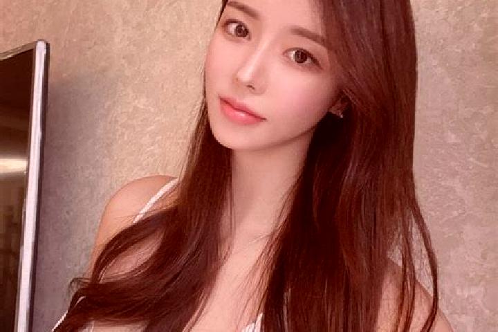Willow, 39 — Escort in Gerelayang, Indonesia