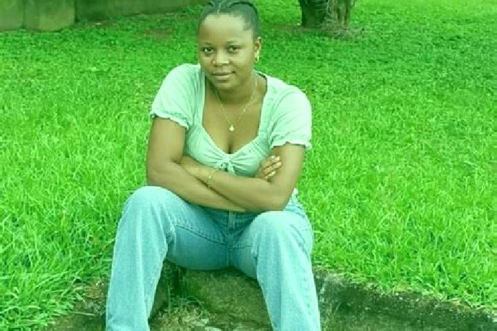 Zoe, 20 — Escort in Enwang, Nigeria