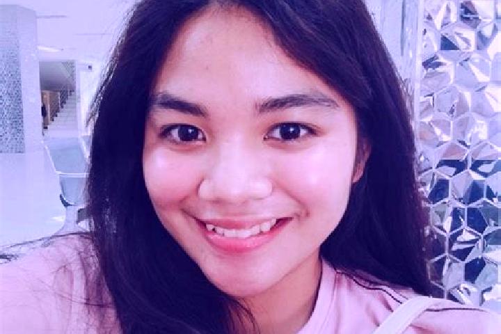 Zoe, 20 — Escort in Santander Poblacion, Philippines