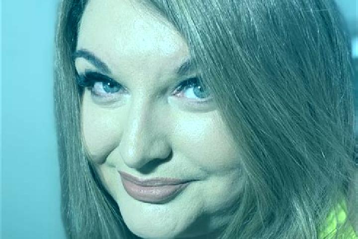 Zoe, 20 — Escort in Strachocin-Wojnow, Poland