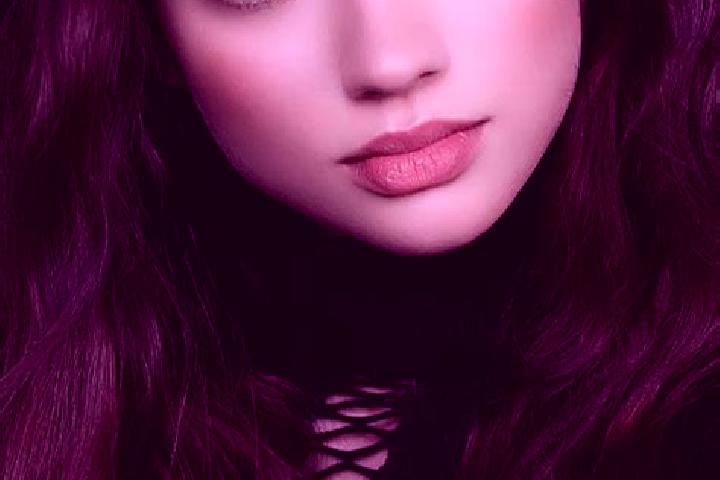Zoe, 21, a brunette dark-eyed caribbean companion based in Dieppe. Offering Dinner Date, OWO, BDSM, Couples. Available for incall and outcall, day and evenin...
