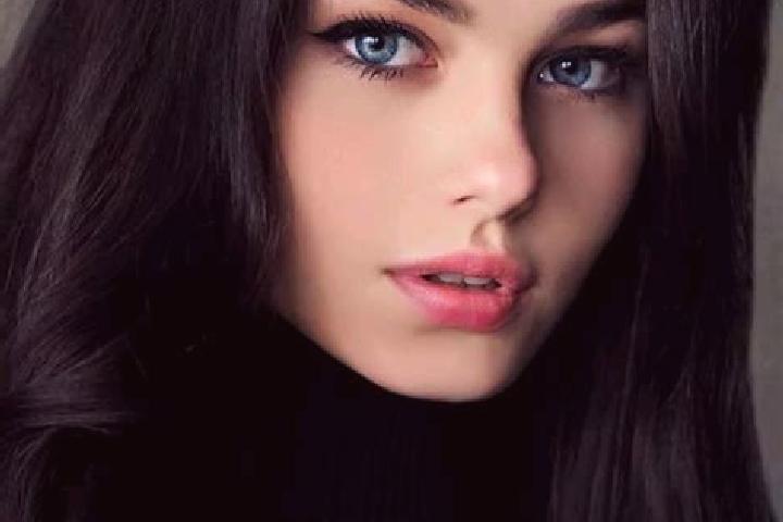 Zoe, 21, a brunette grey-eyed slavic companion based in Paratushiali. Offering Erotic Massage, Overnight, BDSM, Party Girl. Available for incall and outcall,...