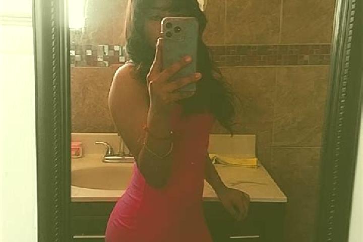 Zoe, 21 — Escort in Villela, Mexico
