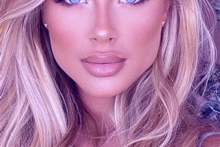 Zoe, 22, a blonde hazel-eyed latina companion based in Muerzsteg. Offering Overnight, Travel Companion, 69. Available for incall and outcall, overnight booki...