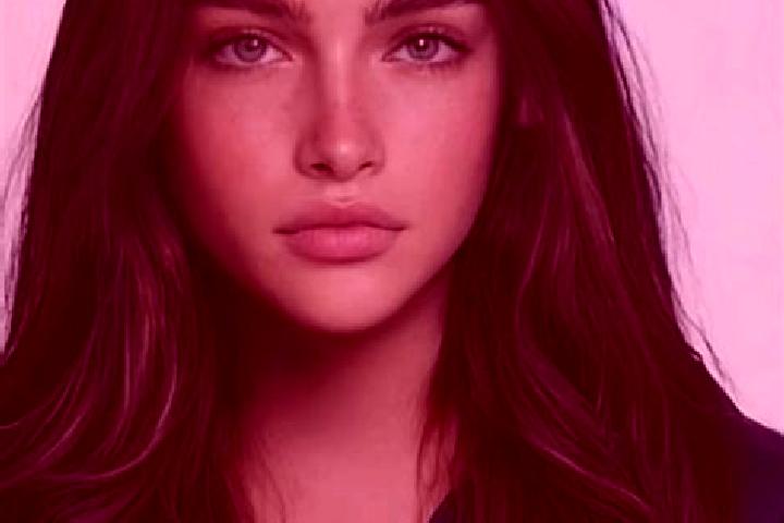 Zoe, 22, a brunette blue-eyed european companion based in Bishunpur Urf Maharajganj. Offering Prostate Massage, CIM, Deep French Kissing, Dinner Date, Tantra...
