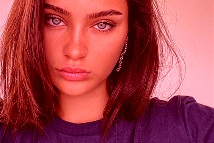 Zoe, 22, a brunette dark-eyed ebony companion based in Speyer. Offering Tantra, Duos, GFE, Prostate Massage, Party Girl. Available for incall and outcall, ov...