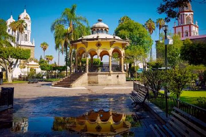 Zoe, 22 — Escort in Tlaquepaque, Mexico