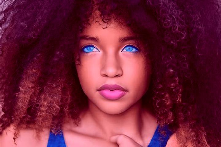 Zoe, 23, a black blue-eyed mixed companion based in Kurort Oybin. Offering Fetish, GFE, Striptease, Domination. Available for incall and outcall, day and eve...