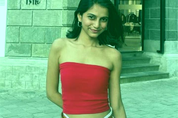 Zoe, 23 — Escort in Sarni, Pakistan