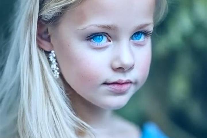Zoe, 24, a blonde blue-eyed indian companion based in Vals-pres-le-Puy. Offering Massage, GFE, Overnight, Couples. Available for incall and outcall, day and ...