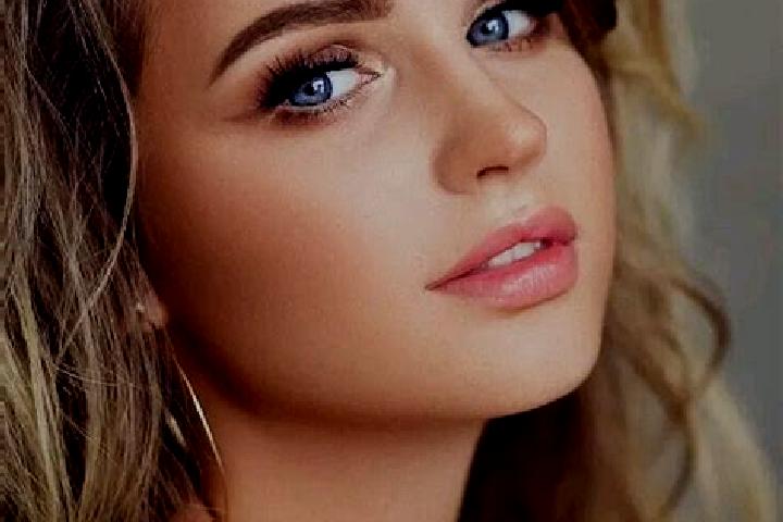 Zoe, 24, a dark blonde blue-eyed caucasian companion based in Puebla Tornesa. Offering Striptease, Party Girl, Overnight, Girlfriend Experience. Available fo...
