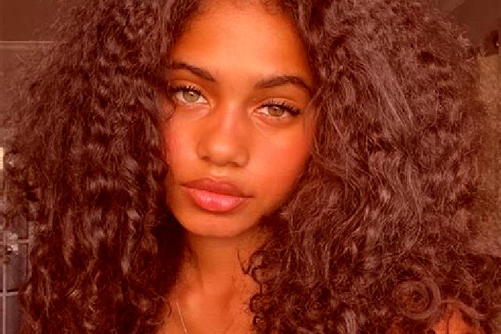 Zoe, 24, a red blue-eyed ebony companion based in Hita. Offering Couples, Travel Companion, GFE. Available for incall and outcall, day and evening dates.