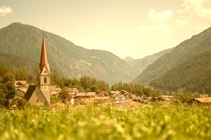 Zoe, 24 — Escort in Campo di Trens, Italy