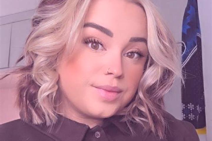 Zoe, 24 — Escort in Delabole, United Kingdom