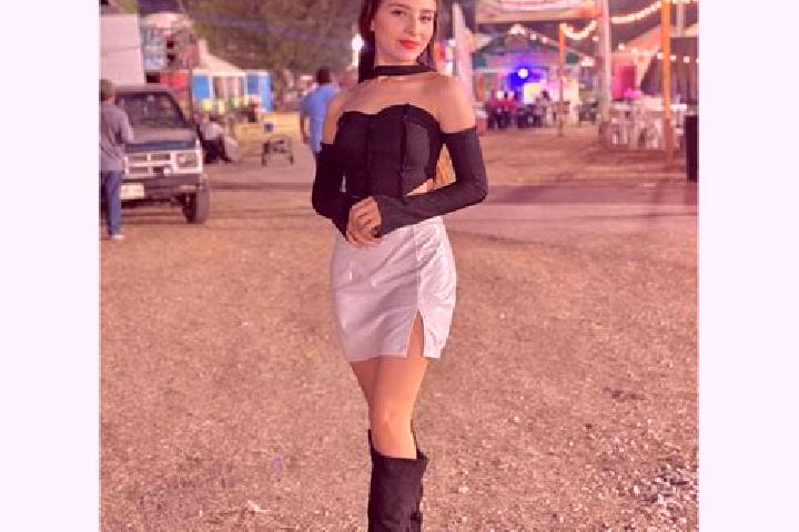 Zoe, 24 — Escort in Iquinuapa, Mexico