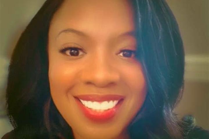 Zoe, 24 — Escort in McKee, United States