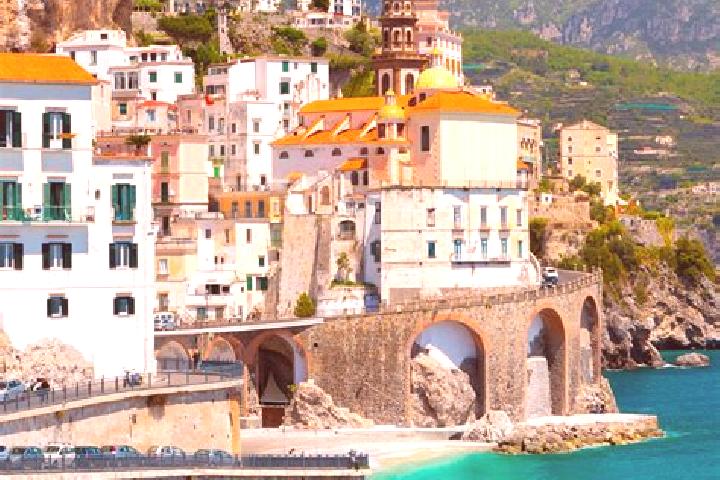 Zoe, 24 — Escort in Montefusco, Italy