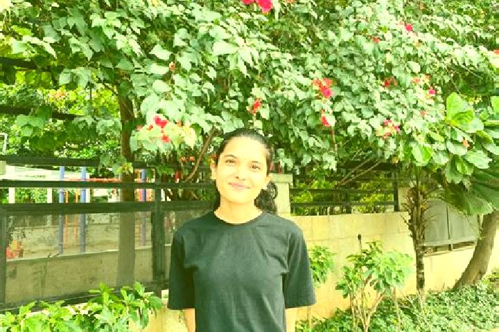 Zoe, 24 — Escort in Nangloi Jat, India