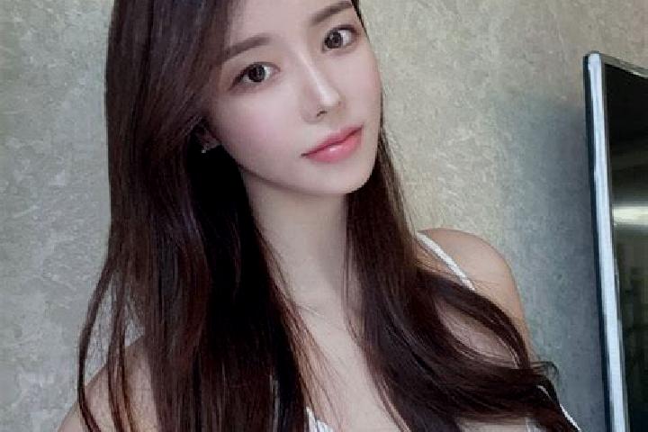 Zoe, 24 — Escort in Sayaq, Kazakhstan
