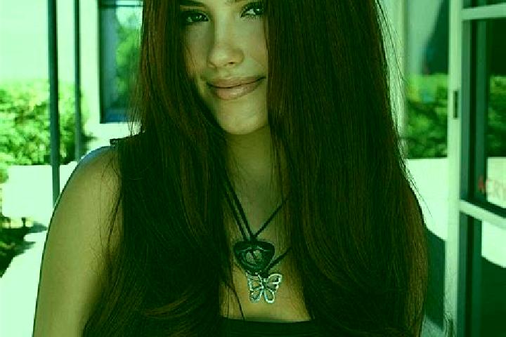 Zoe, 25, a auburn dark-eyed caribbean companion based in Malta. Offering Striptease, Roleplay, CIM. Available for incall and outcall, overnight bookings avai...