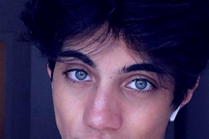 Zoe, 25, a chestnut green-eyed caucasian companion based in San Juan de Dios. Offering Erotic Massage, Prostate Massage, Travel Companion. Available for inca...