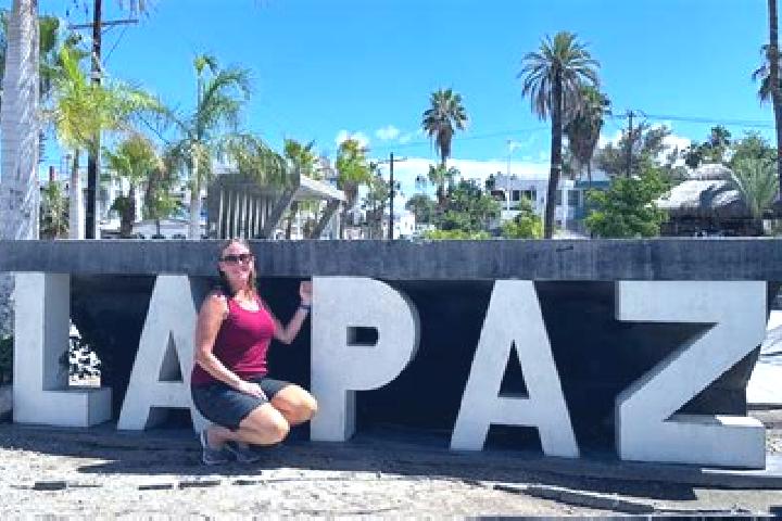 Zoe, 25 — Escort in De la Paz, Philippines