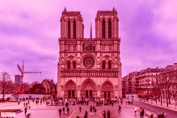 Zoe, 25 — Escort in Le Puy-Notre-Dame, France