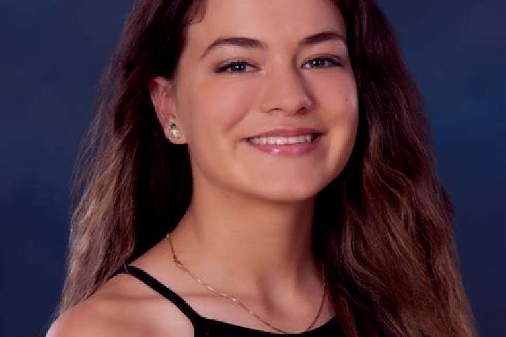 Zoe, 26 — Escort in Briar, United States